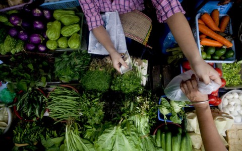 lam-phat-thang-8-xuyen-thung-day-10-nam (1)
